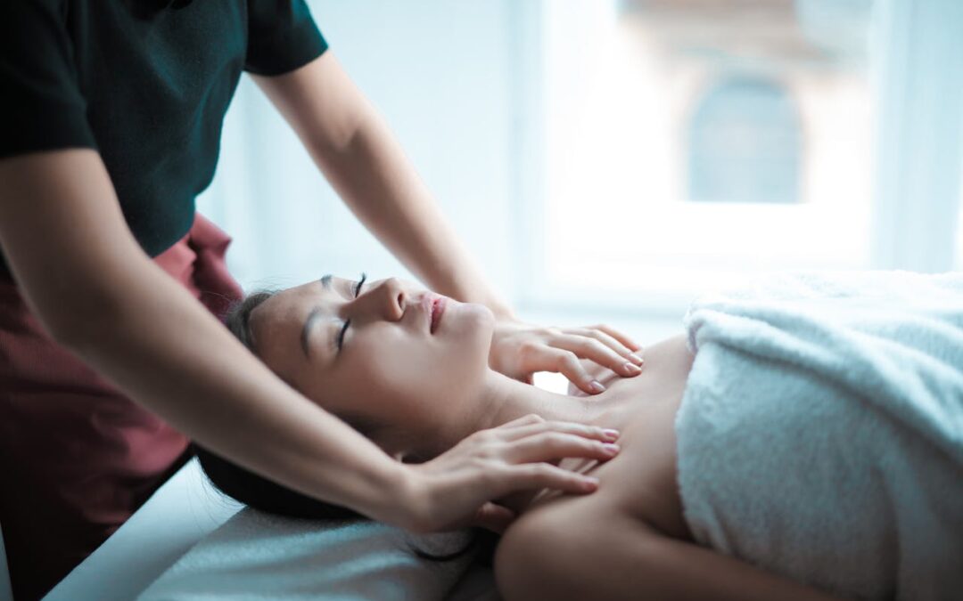 Optimiser votre récupération musculaire : le duo gagnant massage-whey